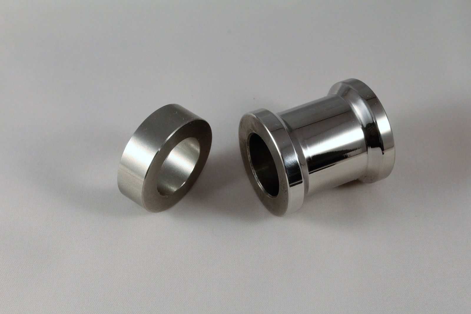 Suzuki 09180-20040,09180-20041 GT750 Rear Wheel Spacer Set Stainless Steel.