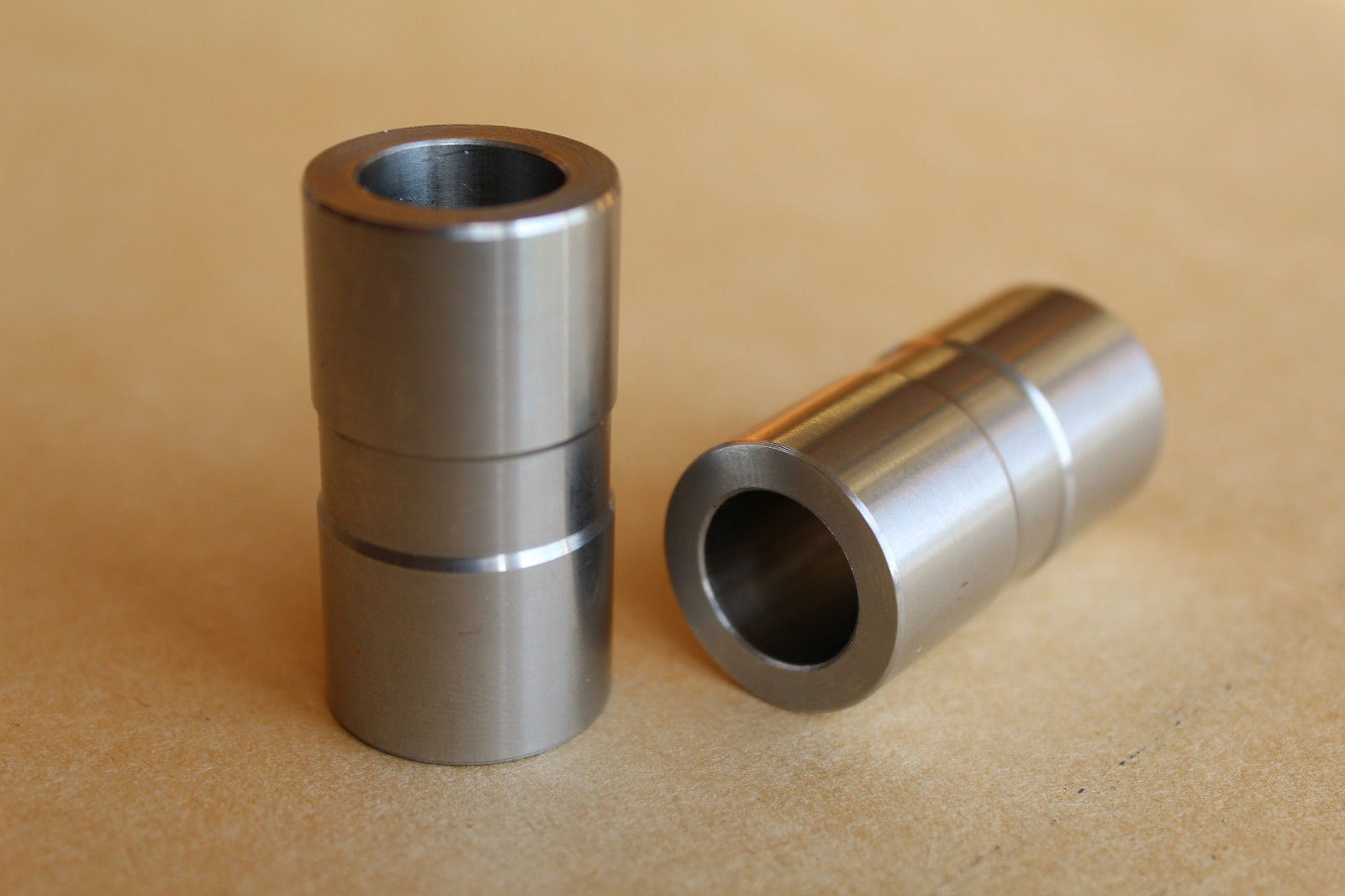 Suzuki 61251-15001 GT750 GT550 GT500 GT380 GT250 Swing Arm Spacer Set