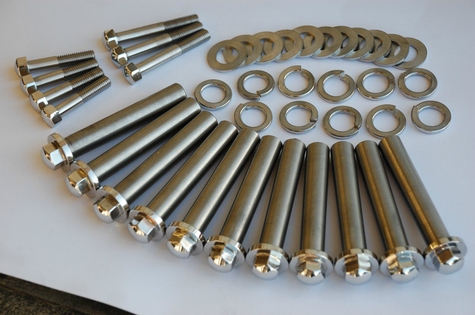 Suzuki 09159-10010 GT750 Cylinder Head Nut Bolt Complete Top End Set Stainless