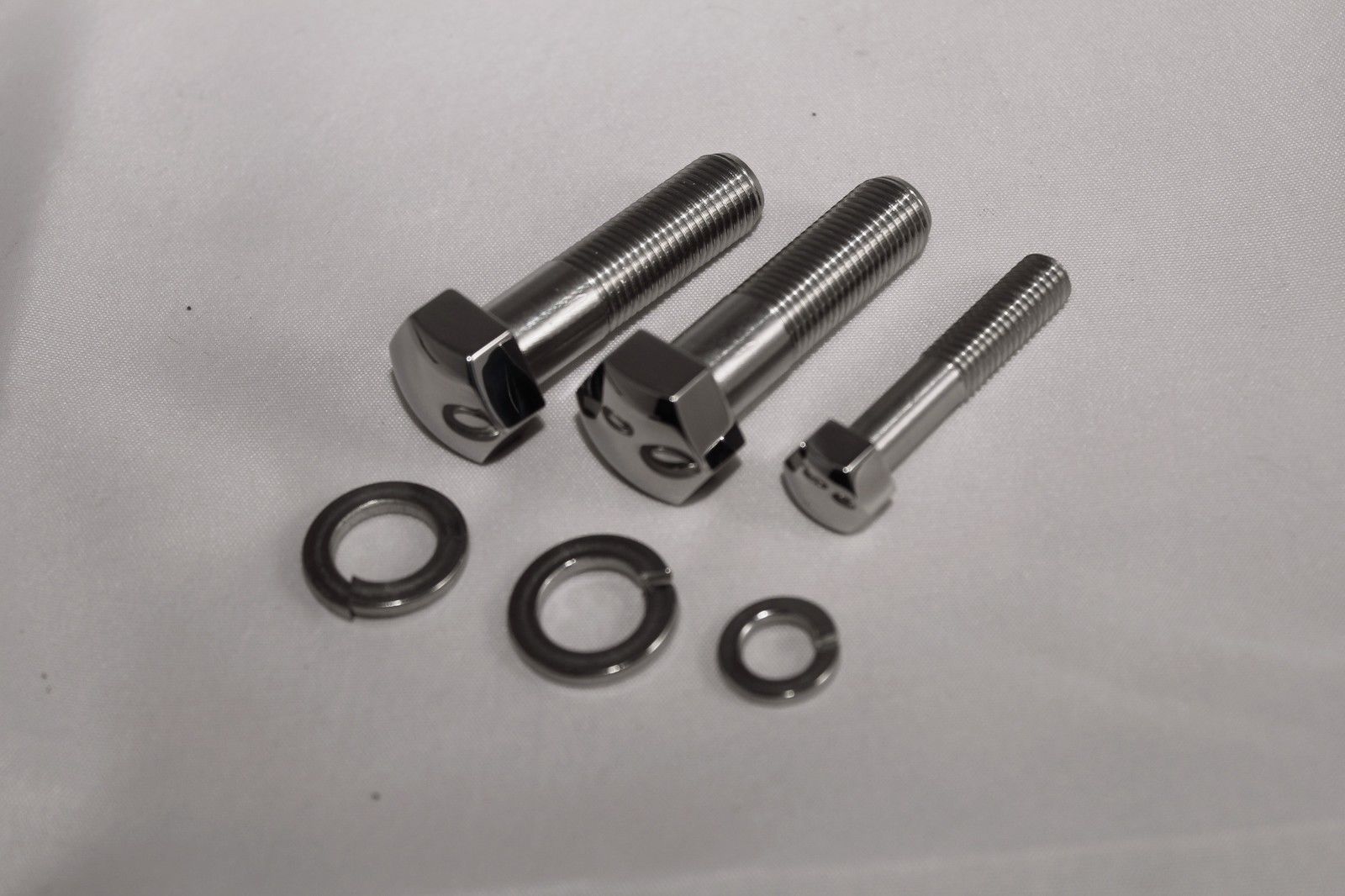 Suzuki 09100-12101 GT750 GT550 GT380 Footrest Bolt Set In Stainless Steel