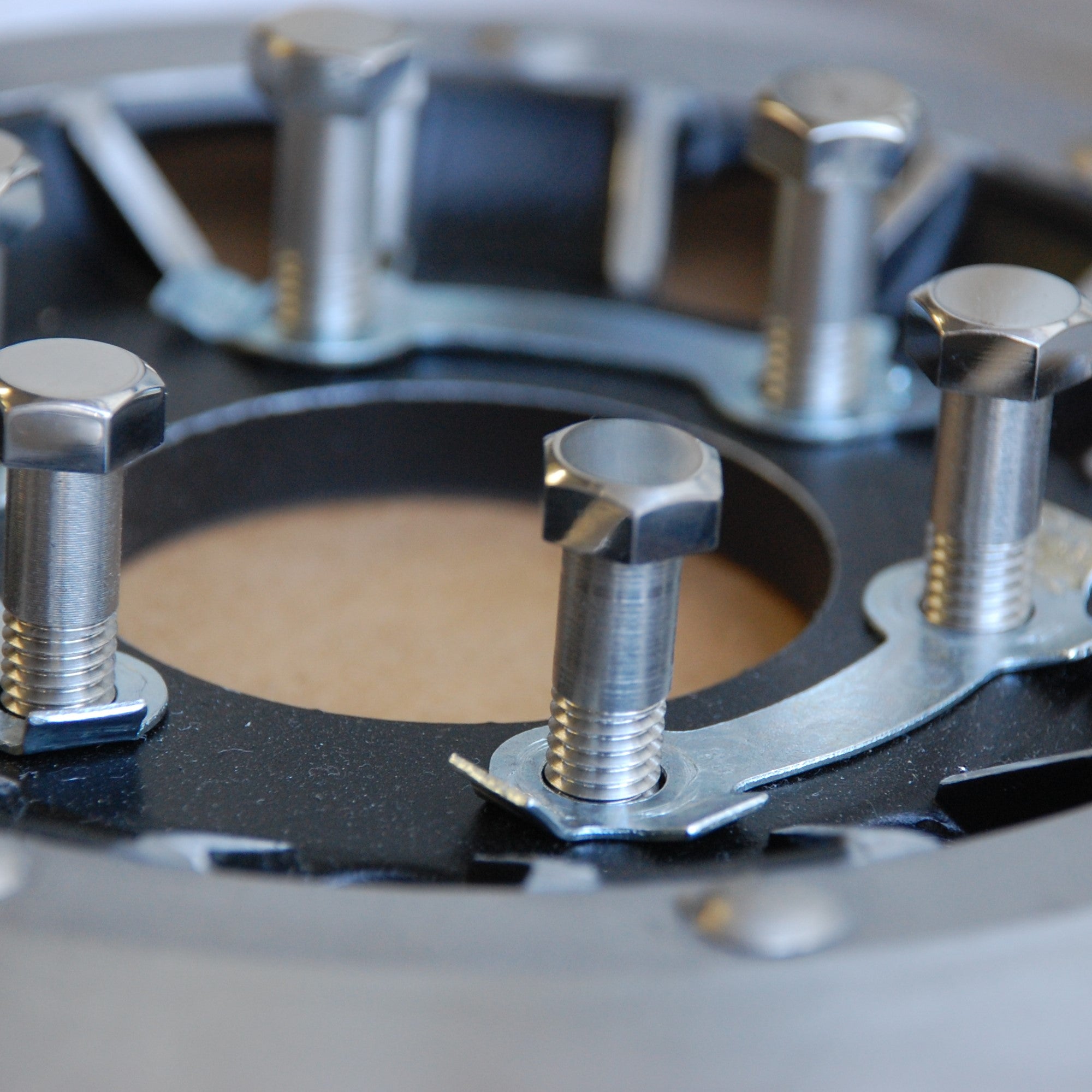 suzuki gt750 disc with bolts