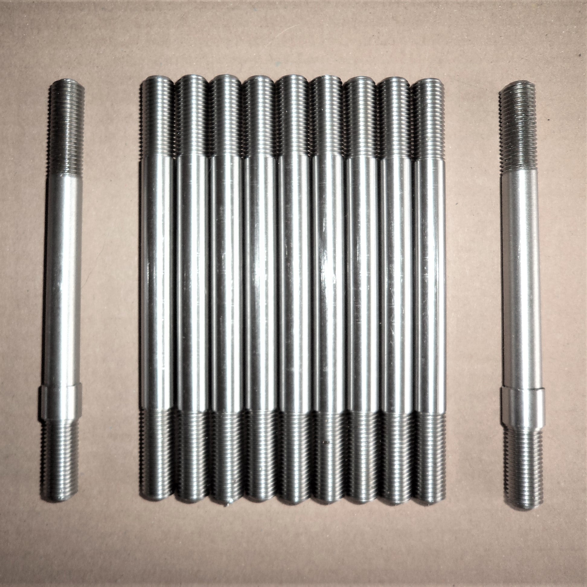 set of 11 suzuki gt750 cylinder studs in stainless steel