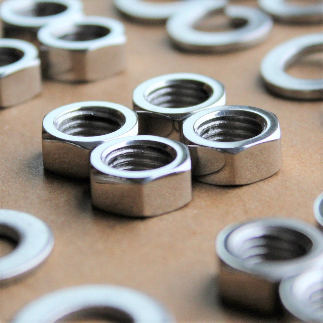 08312-32108 suzuki m10 nut